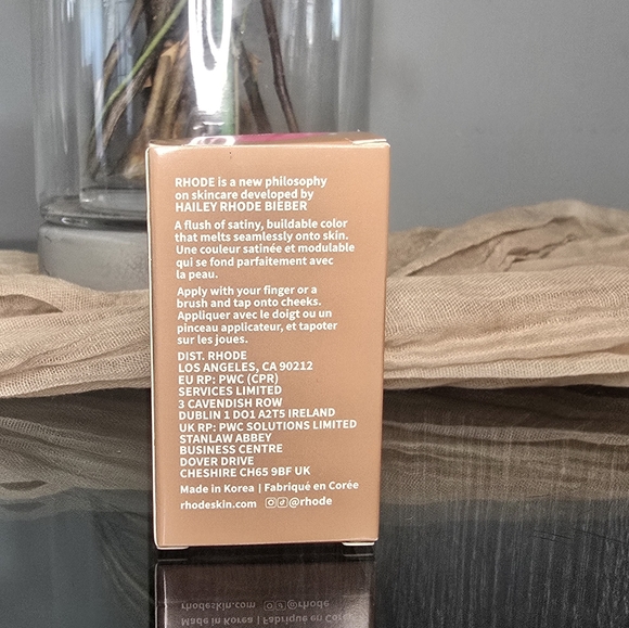 Rhode Pocket Blush In Juice Box - Picture 4 of 5